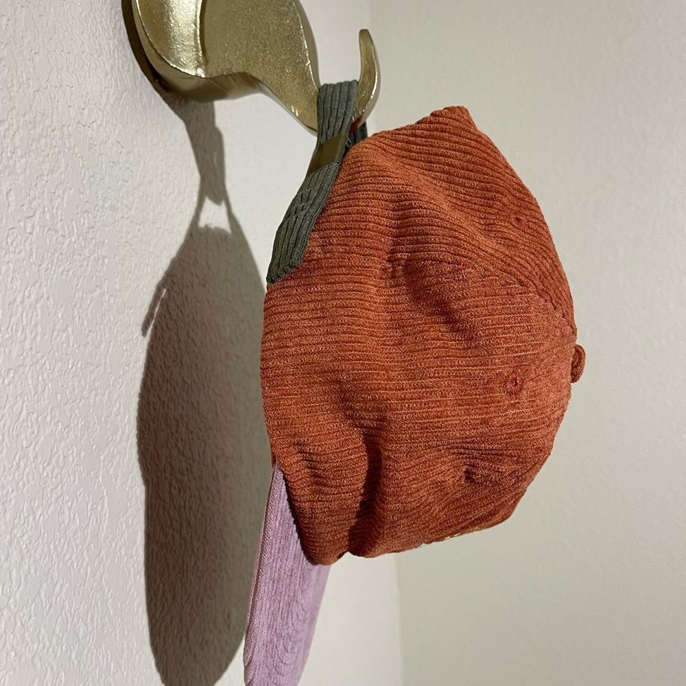 Sold  - Picture 3 of 6